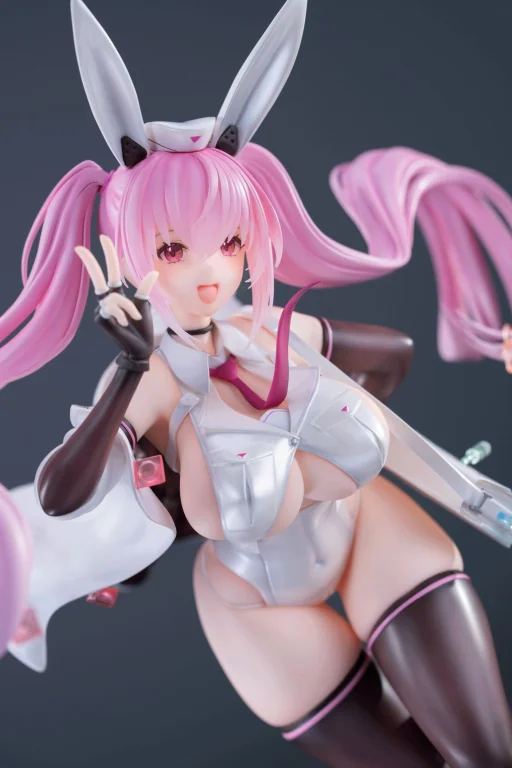 Won - Scale Figure - Etona