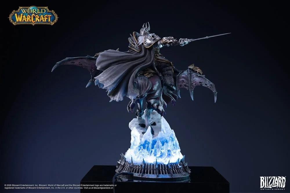 Warcraft - Non-Scale Figure - The Lich King & Invincible