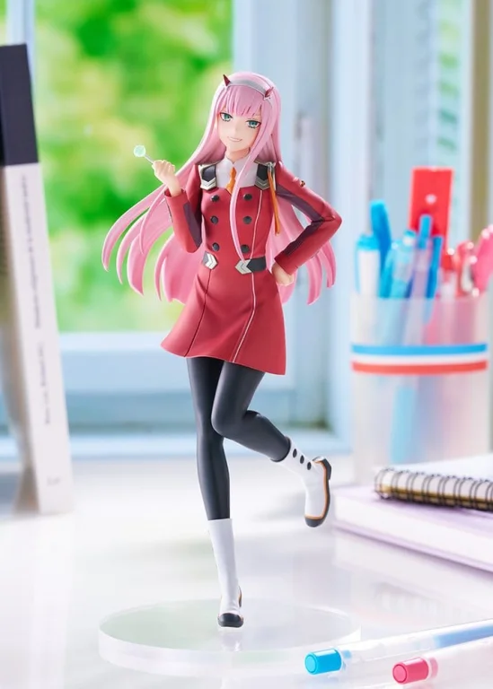 DARLING in the FRANXX - POP UP PARADE - Zero Two (L Size)