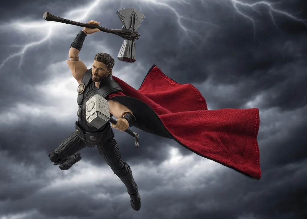 The Avengers - S.H.Figuarts - Thor