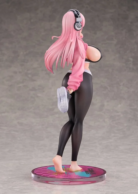 Super Sonico - Scale Figure - Super Sonico (Exercise Ver.)