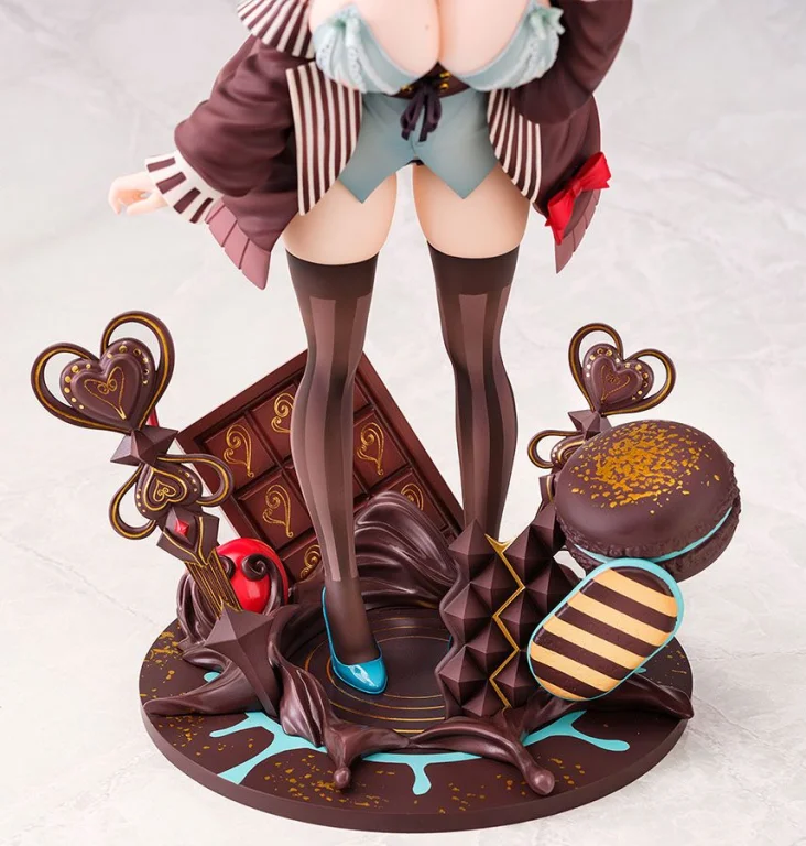 yaman** - Scale Figure - Mauve