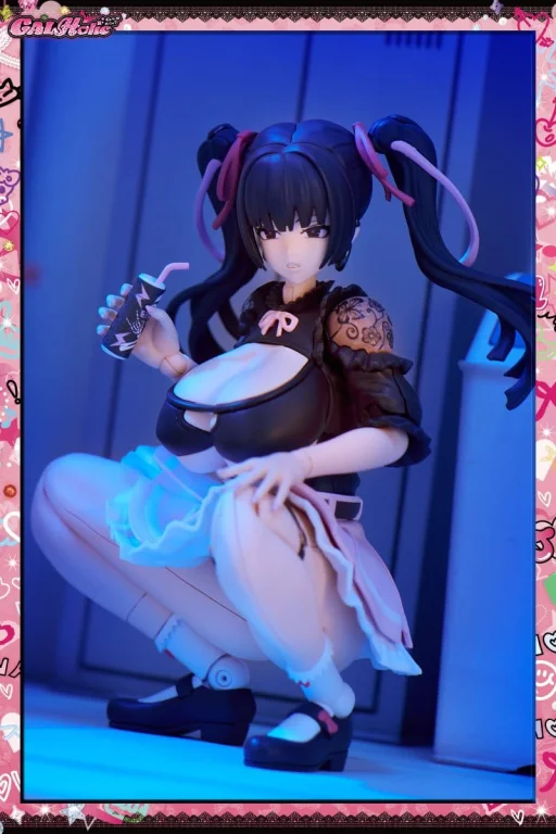 GALHolic - Model Kit - Momoka