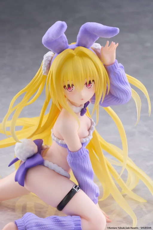 To Love-Ru - MOFLOCK - Golden Darkness (Fluffy Bunny Ver.)