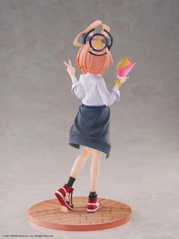 Blue Archive - Scale Figure - Neru Mikamo (School) (Memorial Lobby Ver.)
