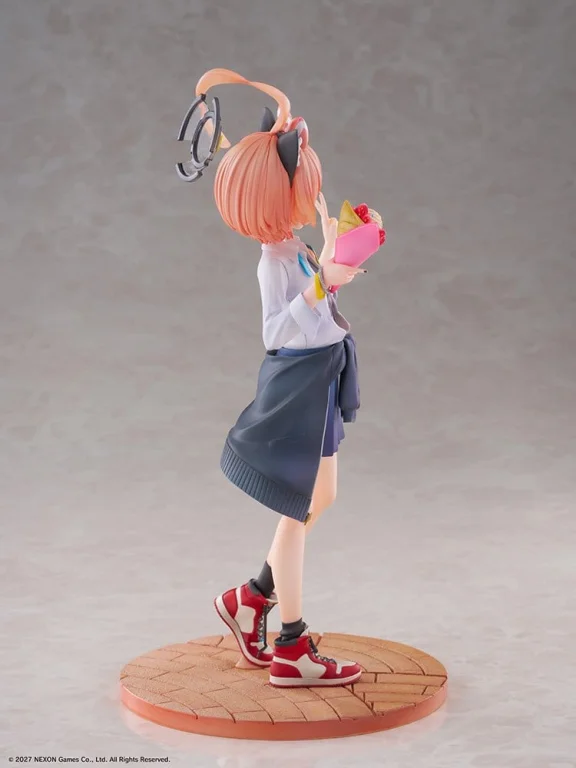 Blue Archive - Scale Figure - Neru Mikamo (School) (Memorial Lobby Ver.)