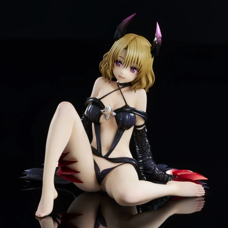 To Love-Ru - Scale Figure - Momioka Risa (Darkness Ver.)