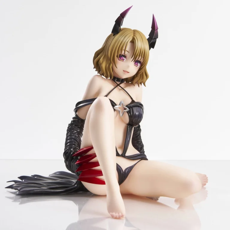 To Love-Ru - Scale Figure - Momioka Risa (Darkness Ver.)