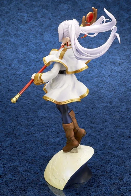 Frieren - Scale Figure - Frieren (Versus Aura)