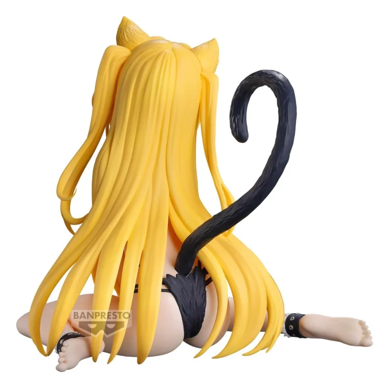 To Love-Ru - Nyarls Collection - Golden Darkness (Sitting)