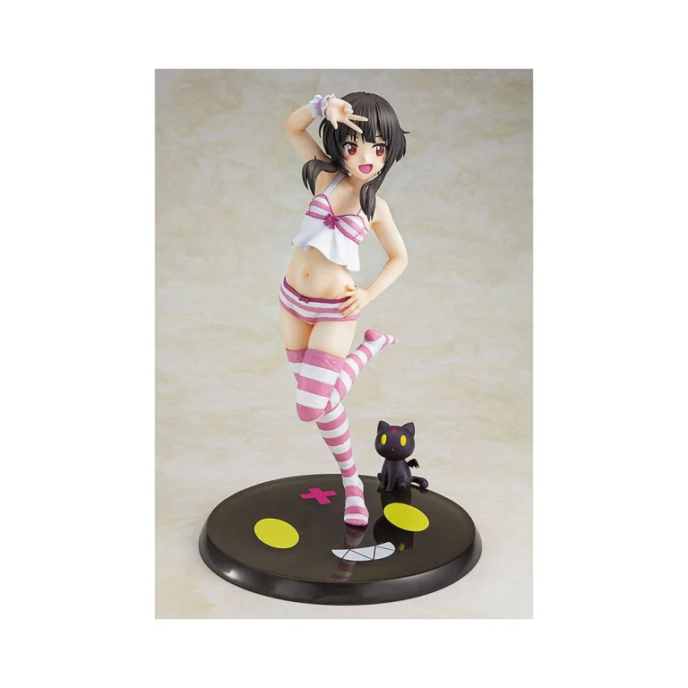 KonoSuba - Scale Figure - Megumin (Hoodie Look Chomusuke ver.)