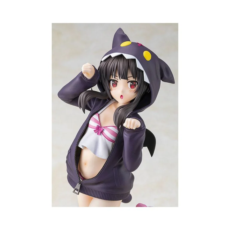 KonoSuba - Scale Figure - Megumin (Hoodie Look Chomusuke ver.)