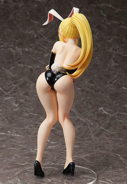 KonoSuba - Scale Figure - Darkness (Bare Leg Bunny Ver.)