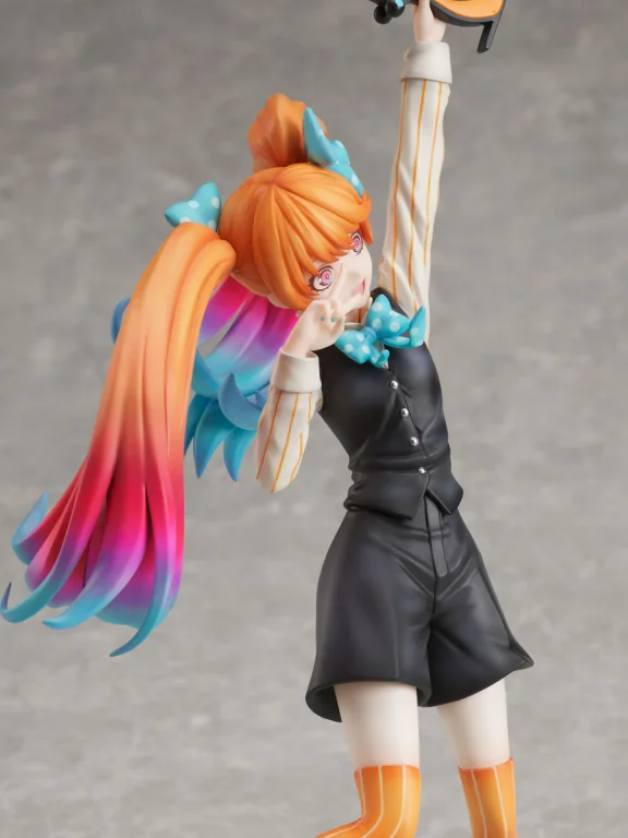 takt op. - Scale Figure - Titan