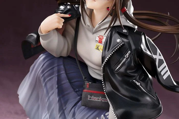 Evangelion - Scale Figure - Mari Makinami Illustrious (Radio Eva Part 2 Ver.)