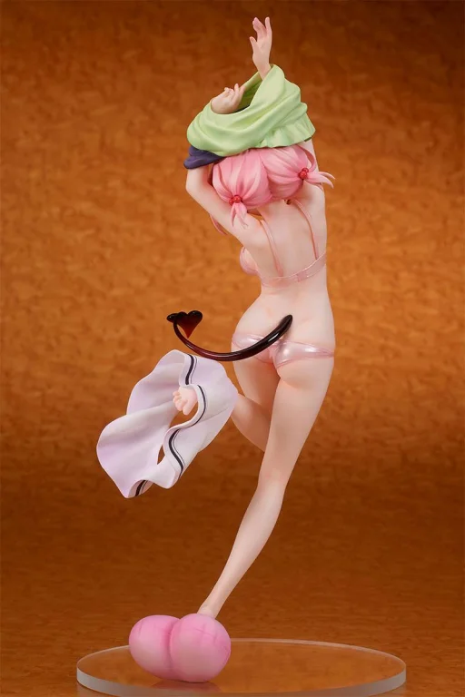 To Love-Ru - Scale Figure - Momo Belia Deviluke (Changing Clothes Mode)