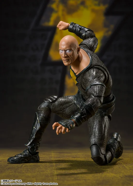 Black Adam - S.H. Figuarts - Black Adam