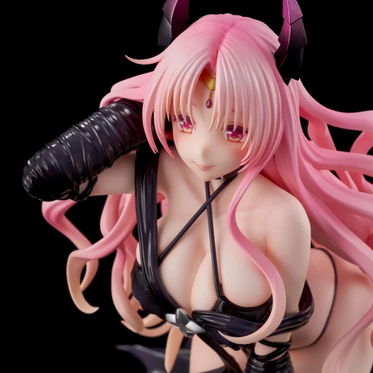To Love-Ru - Scale Figure - Sephie Michaela Deviluke (Darkness Ver.)