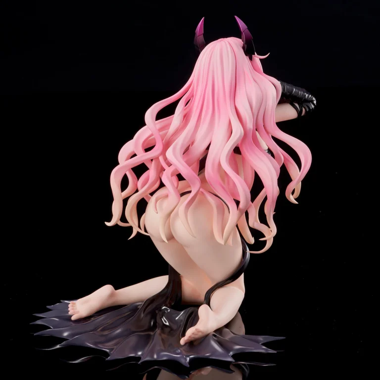 To Love-Ru - Scale Figure - Sephie Michaela Deviluke (Darkness Ver.)