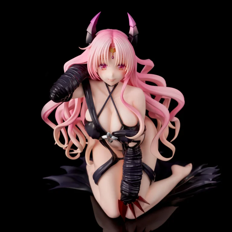To Love-Ru - Scale Figure - Sephie Michaela Deviluke (Darkness Ver.)