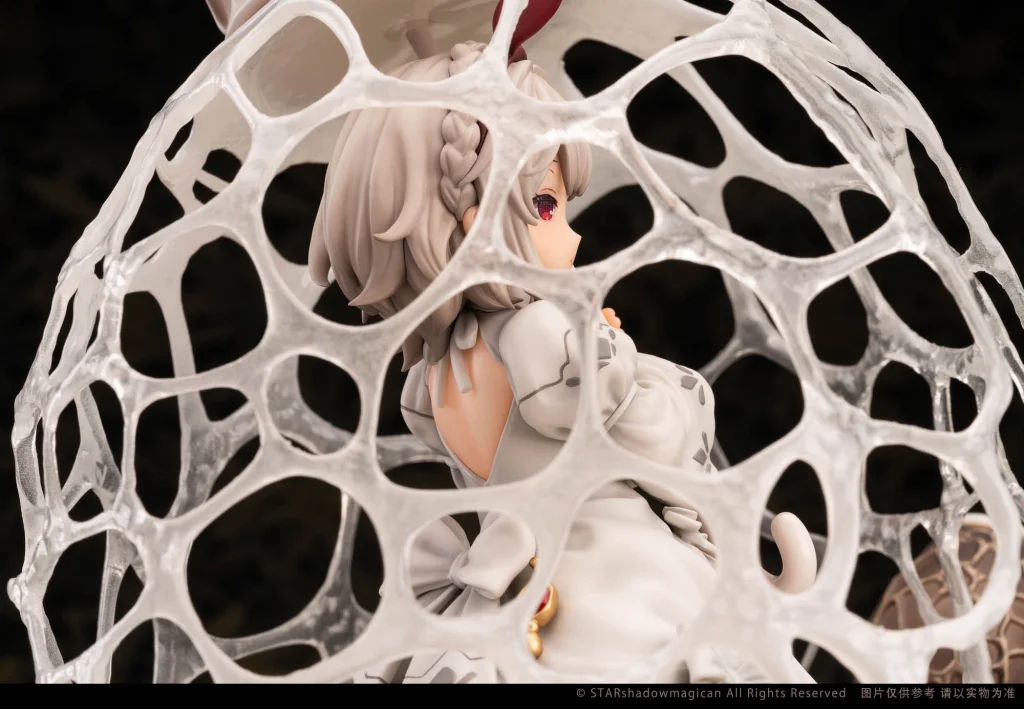 The Mushroom Girls - Scale Figure - Dictyophora Indusiata