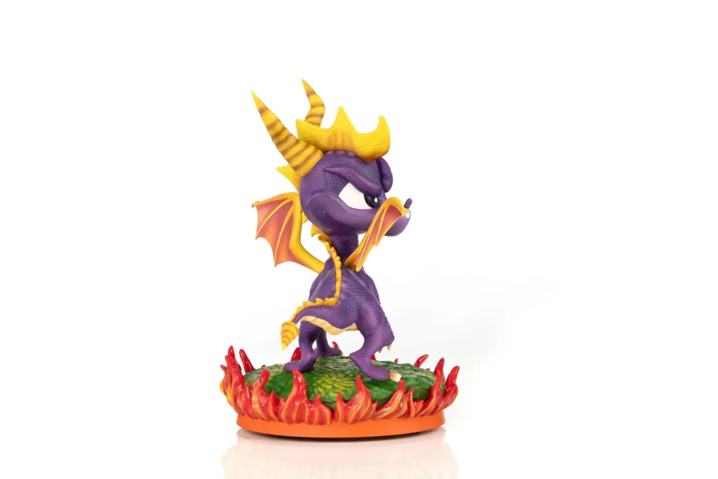 Spyro - Non-Scale Figure - Spyro