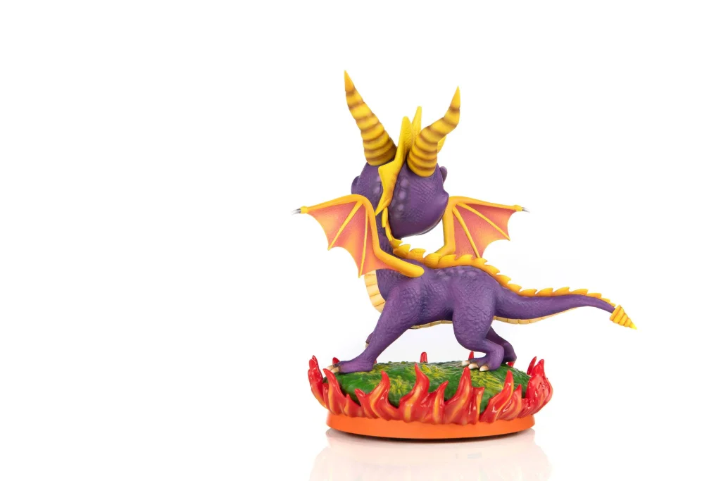 Spyro - Non-Scale Figure - Spyro