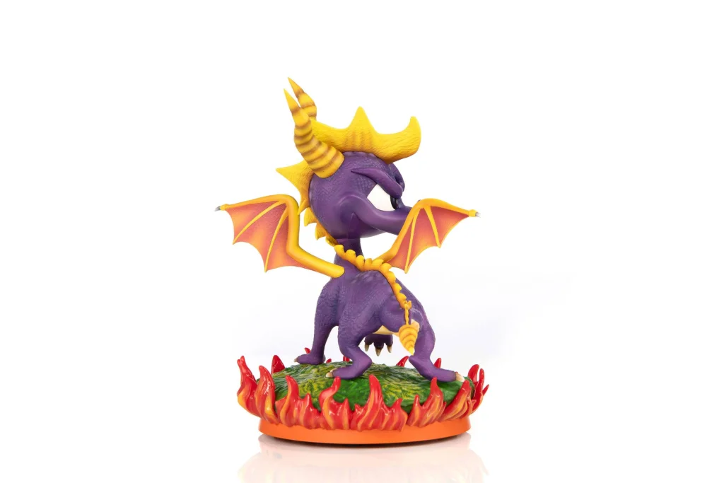 Spyro - Non-Scale Figure - Spyro
