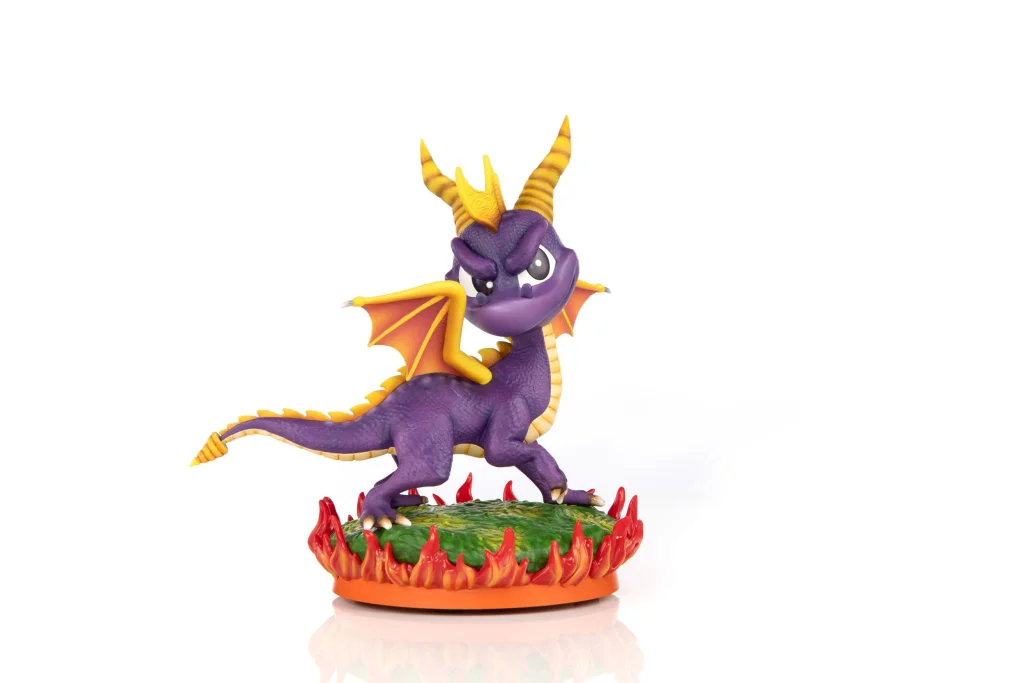 Spyro - Non-Scale Figure - Spyro