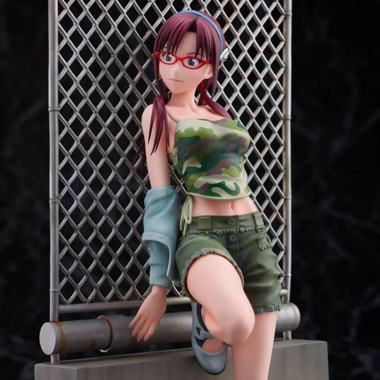 Evangelion - Non-Scale Figure - Makinami Mari Illustrious
