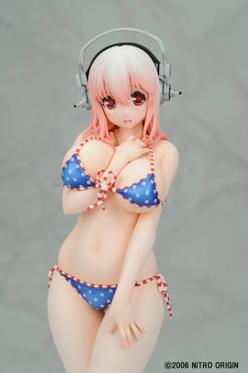 Super Sonico - Scale Figure - Super Sonico (Paisura Bikini ver.)