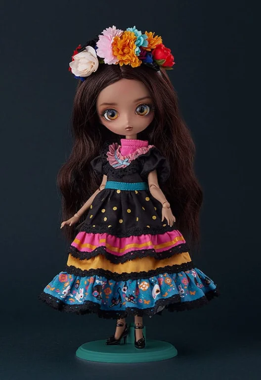 Harmonia bloom - Seasonal Doll - Outfit Set: Gabriela (Black)