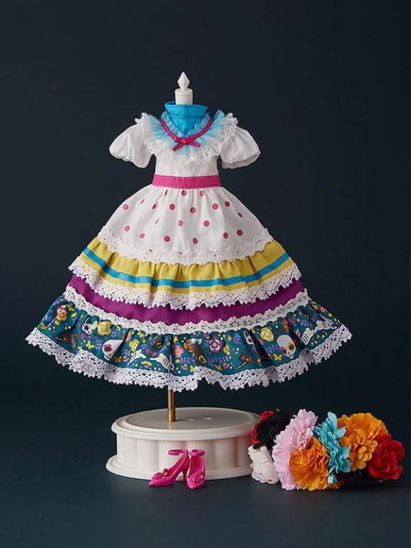 Harmonia bloom - Seasonal Doll - Outfit Set: Gabriela (White)