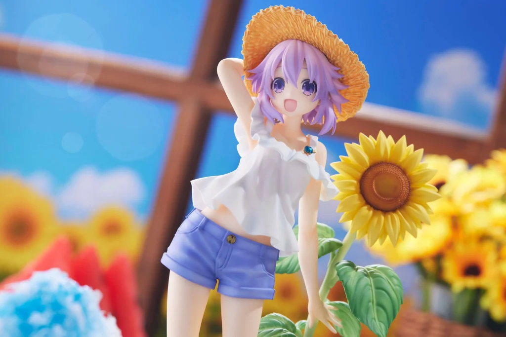 Hyperdimension Neptunia - Scale Figure - Neptunia (Summer Vacation Ver.)