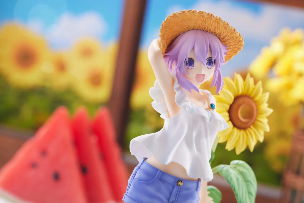 Hyperdimension Neptunia - Scale Figure - Neptunia (Summer Vacation Ver.)