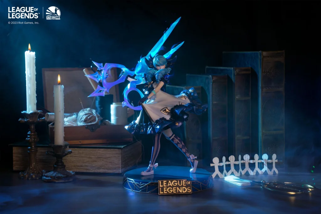 League of Legends - Scale Figure - The Hallowed Seamstress Gwen