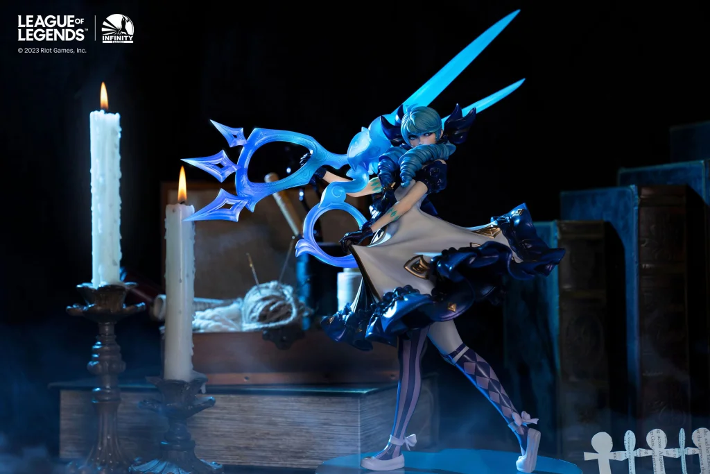 League of Legends - Scale Figure - The Hallowed Seamstress Gwen