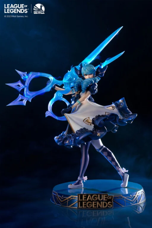 League of Legends - Scale Figure - The Hallowed Seamstress Gwen