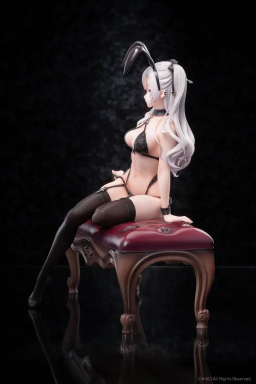 AIKO - Scale Figure - Black Bunny Girl Tana