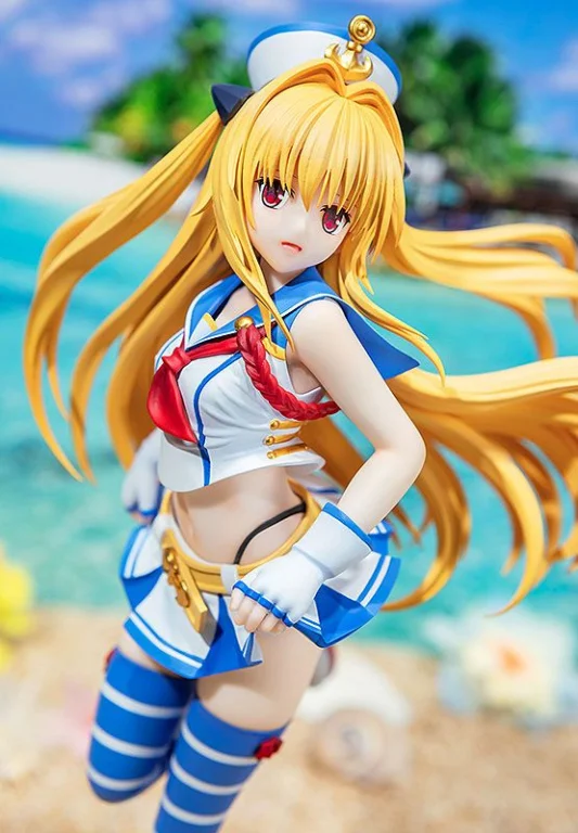 To Love-Ru - CAworks - Golden Darkness (Breezy Seaside ver.)
