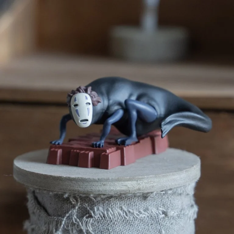 Chihiros Reise ins Zauberland - Pose Collection - Ohngesicht