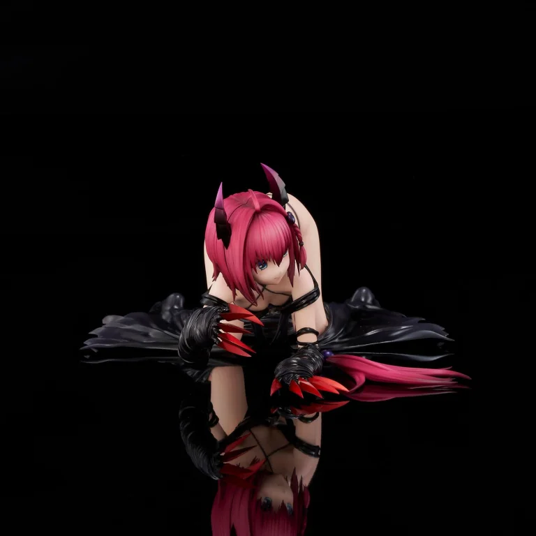 To Love-Ru - Scale Figure - Mea Kurosaki (Darkness Ver.)