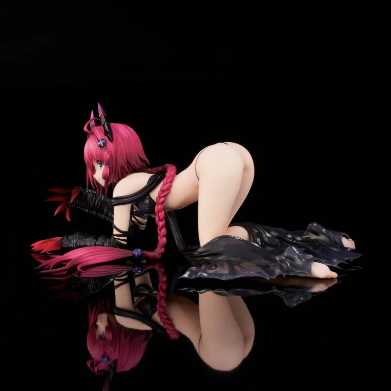 To Love-Ru - Scale Figure - Mea Kurosaki (Darkness Ver.)