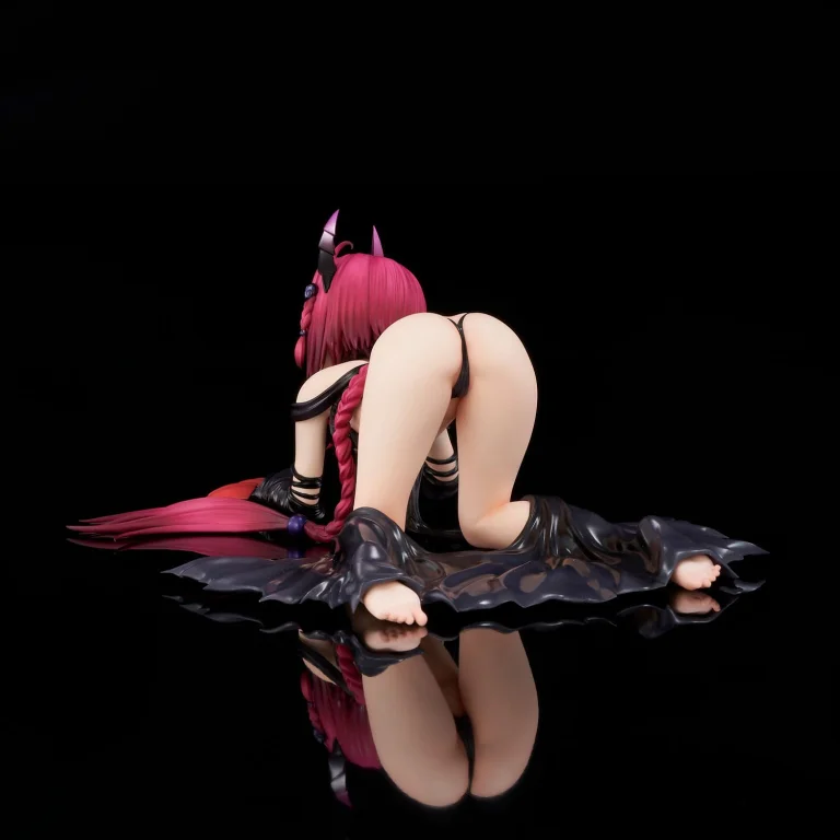 To Love-Ru - Scale Figure - Mea Kurosaki (Darkness Ver.)