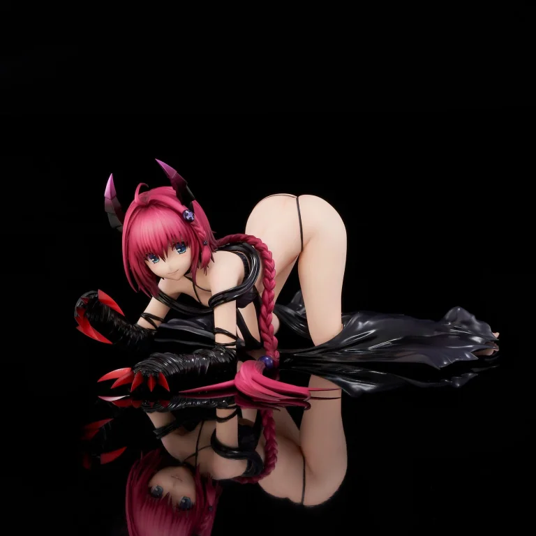 To Love-Ru - Scale Figure - Mea Kurosaki (Darkness Ver.)