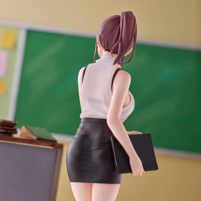 POPQN - Non-Scale Figure - Homeroom Teacher
