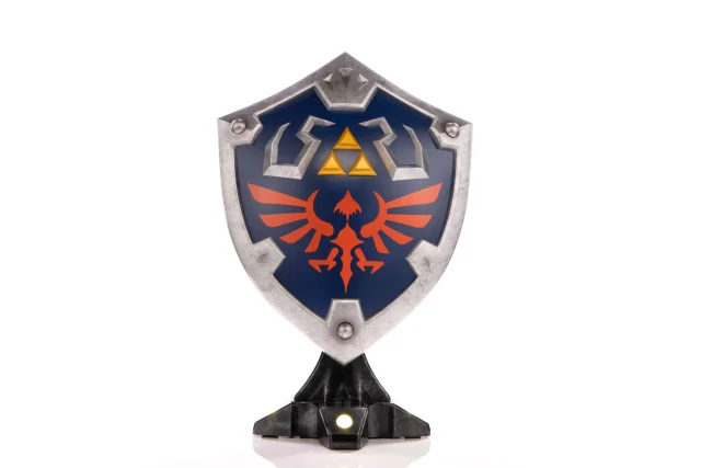 Produktbild zu The Legend of Zelda: Breath of the Wild - First 4 Figures - Hylian Shield (Collector's Edition)