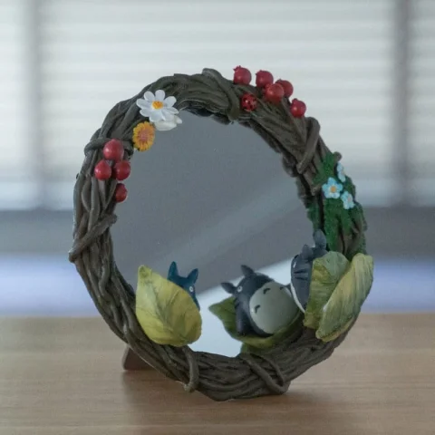 Produktbild zu Mein Nachbar Totoro - Spiegel - Flowers Garland