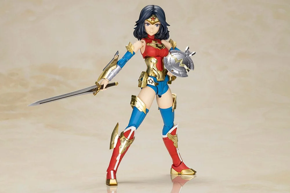 DC Comics - Plastic Model Kit - Wonder Woman (Humikane Shimada Ver.)