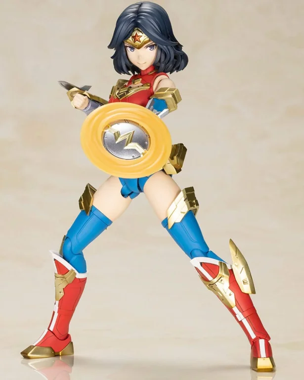 DC Comics - Plastic Model Kit - Wonder Woman (Humikane Shimada Ver.)